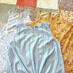 OLD NAVY BUNDLE-Three sleeveless tops in Size Medium